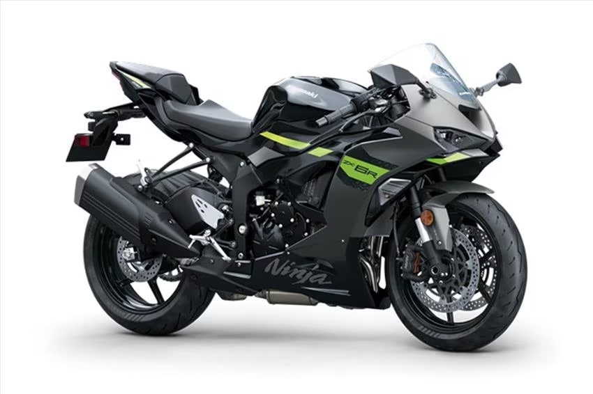 Kawasaki a luglio mette in promo naked, Ninja, Versys e ibride