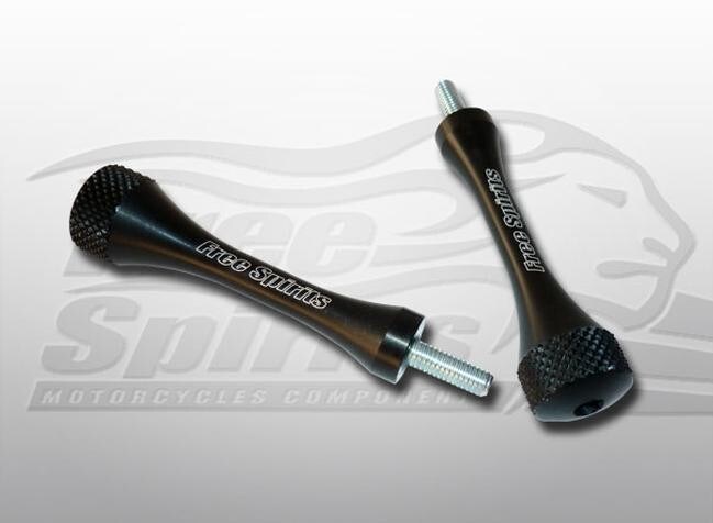 Freespirits: via la sella della Bonneville