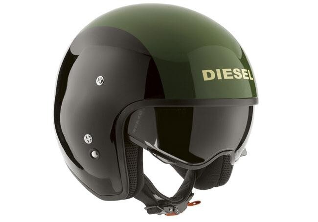 Diesel e Agv insieme con il casco Hi-Jack