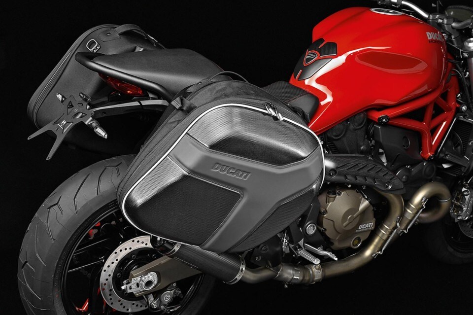 Ducati: abbigliamento e accessori estate 2016