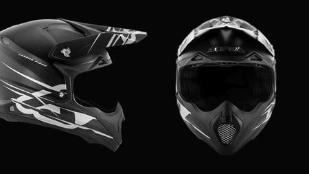 Casco Acerbis Impact Carbon. Black & Light