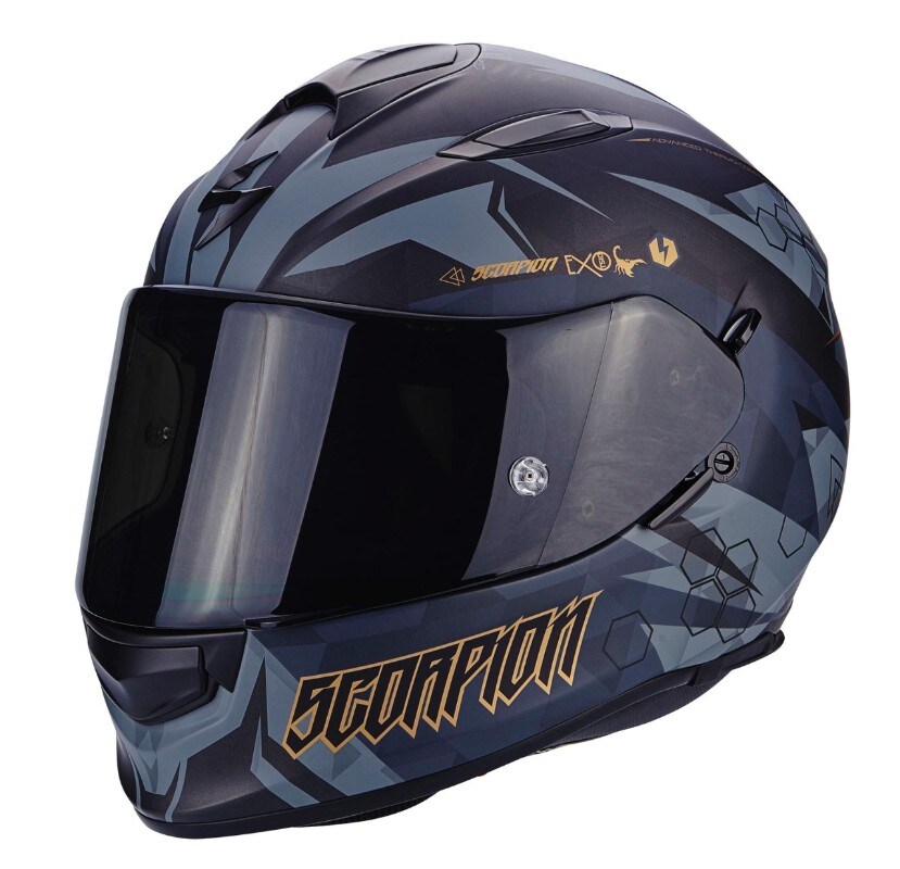 Lo Scorpion Exo 510 Air cambia pelle