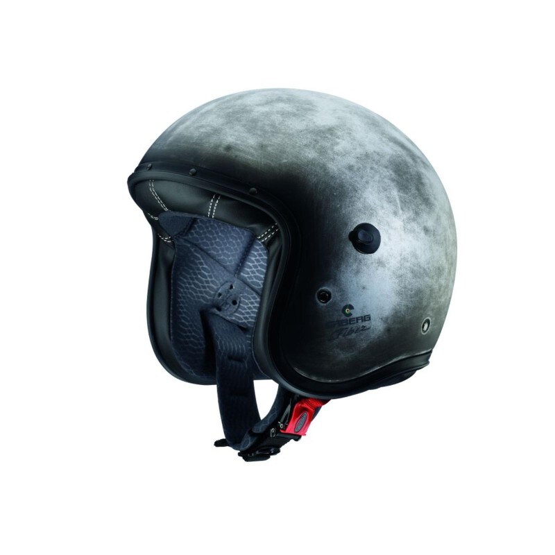 Caberg, ecco i Freeride rifiniti a mano