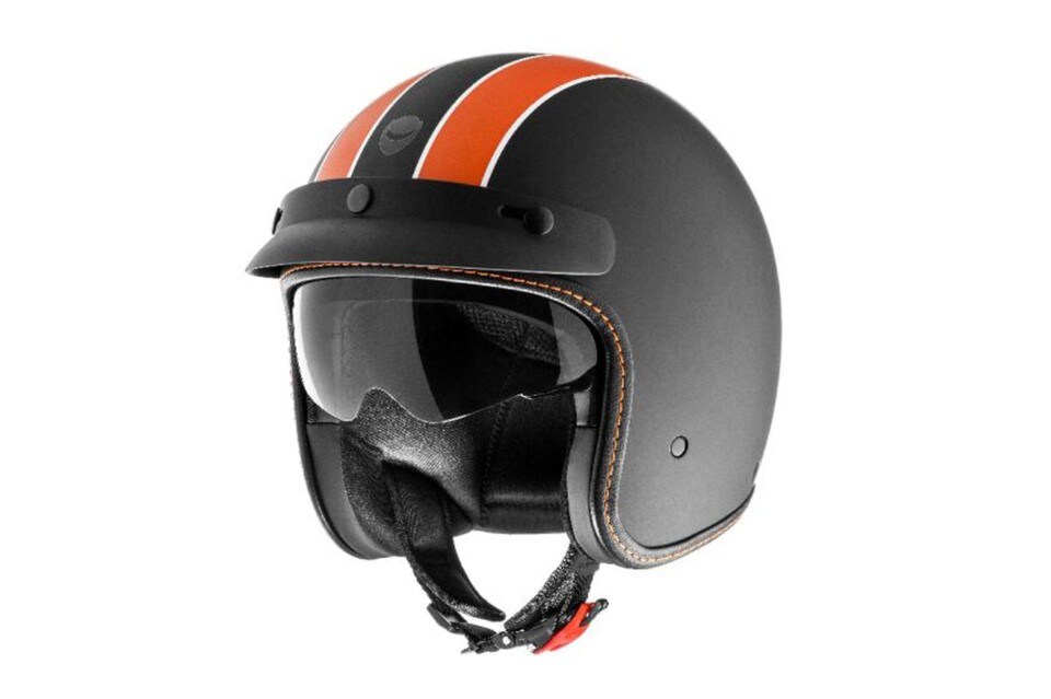 Caschi, a Milano il primo Helmo Day: maxisconti in arrivo