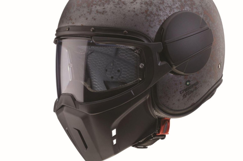 Ghost Rusty, il CASCO jet "cattivo" di Caberg