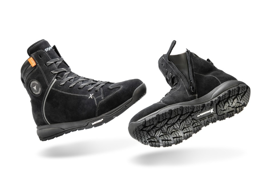 Stylmartin presenta le due nuove sneakers Zep WP Black e Piper WP Black