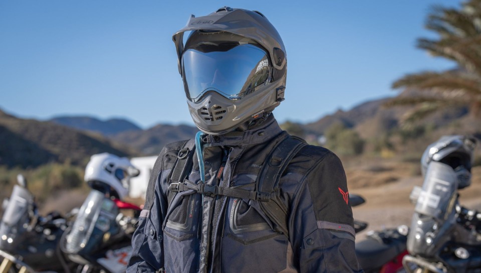 Arai Tour-X 5: il crossover premium si rinnova