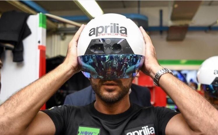 Casco con realtà aumentata: Yamaha ci crede