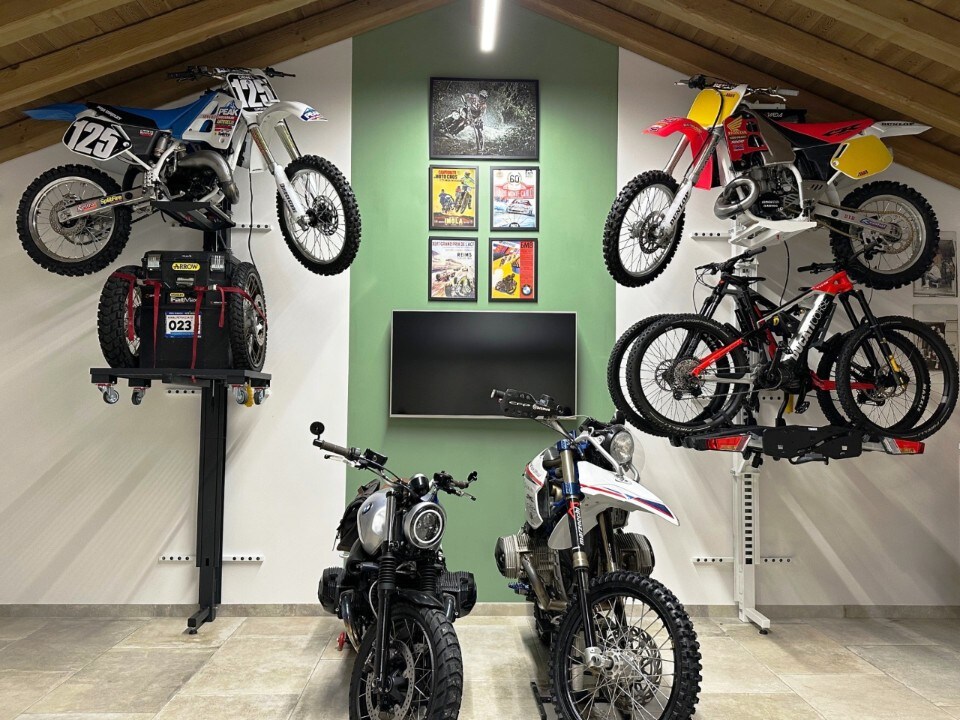 Levada, nuovo sollevatore modulare per moto ed e-bike