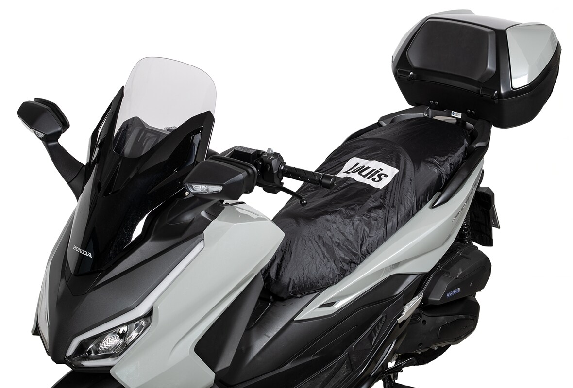 Louis Moto: tre accessori scooter da non perdere per guidare anche d'inverno