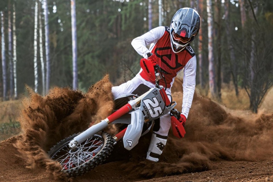 Nuovo completo off-road Acerbis X-Flex 2.0