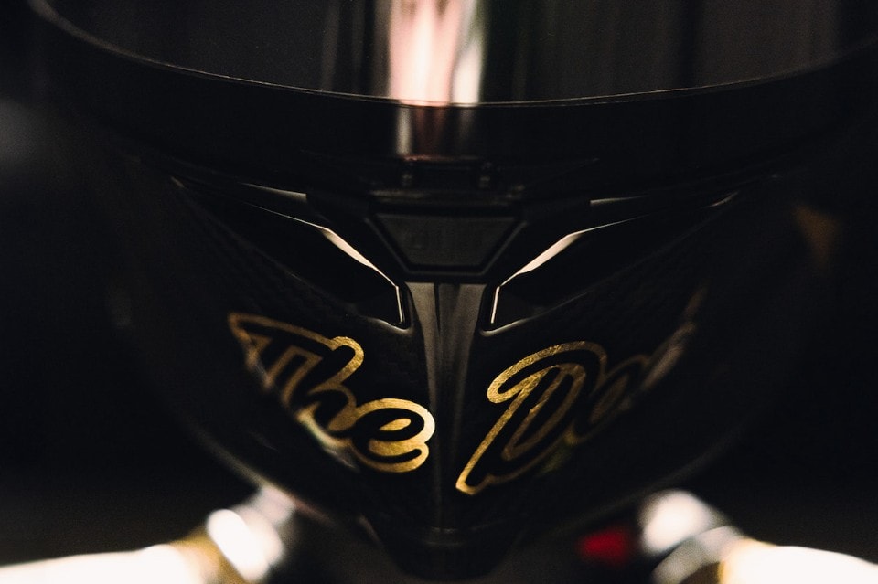 Dainese festeggia Valentino Rossi con una preziosa Limited Edition