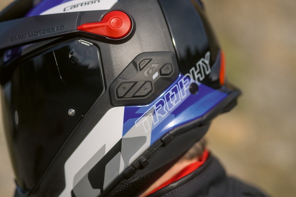 BMW Motorrad GS Rallye Carbon è il nuovo casco adventure per Giessisti 