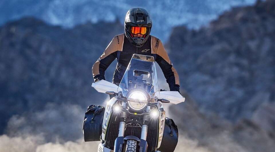 Alpinestars All Terra: il nuovo riferimento per l’abbigliamento adventure