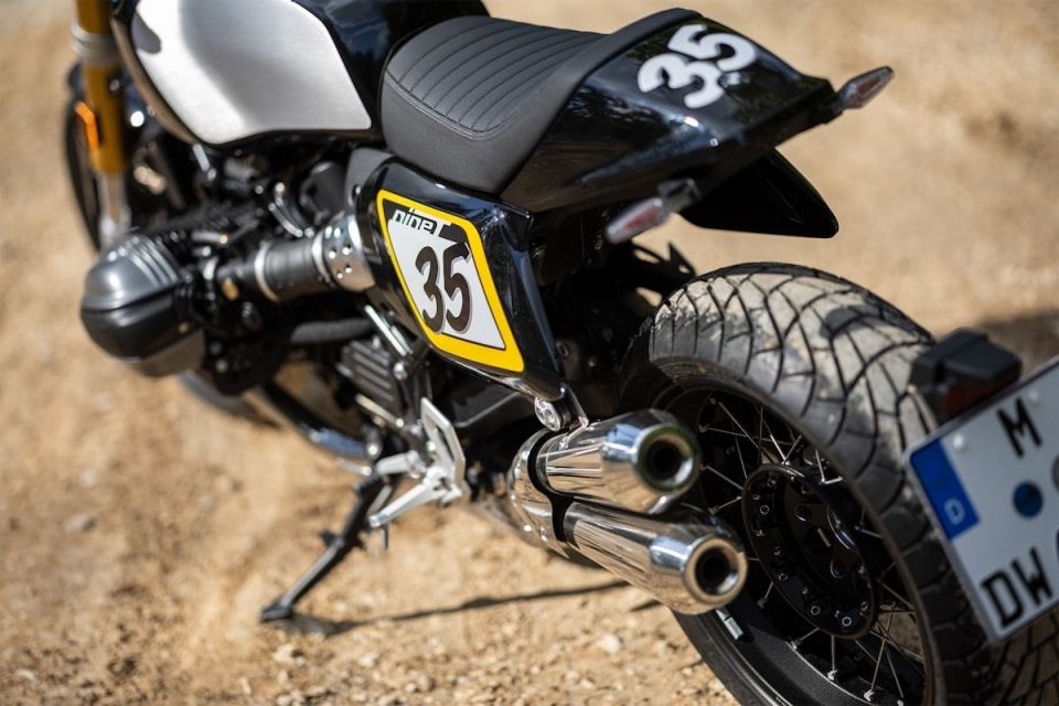 Personalizza la BMW R 12 nineT con il pacchetto accessori The Tracker
