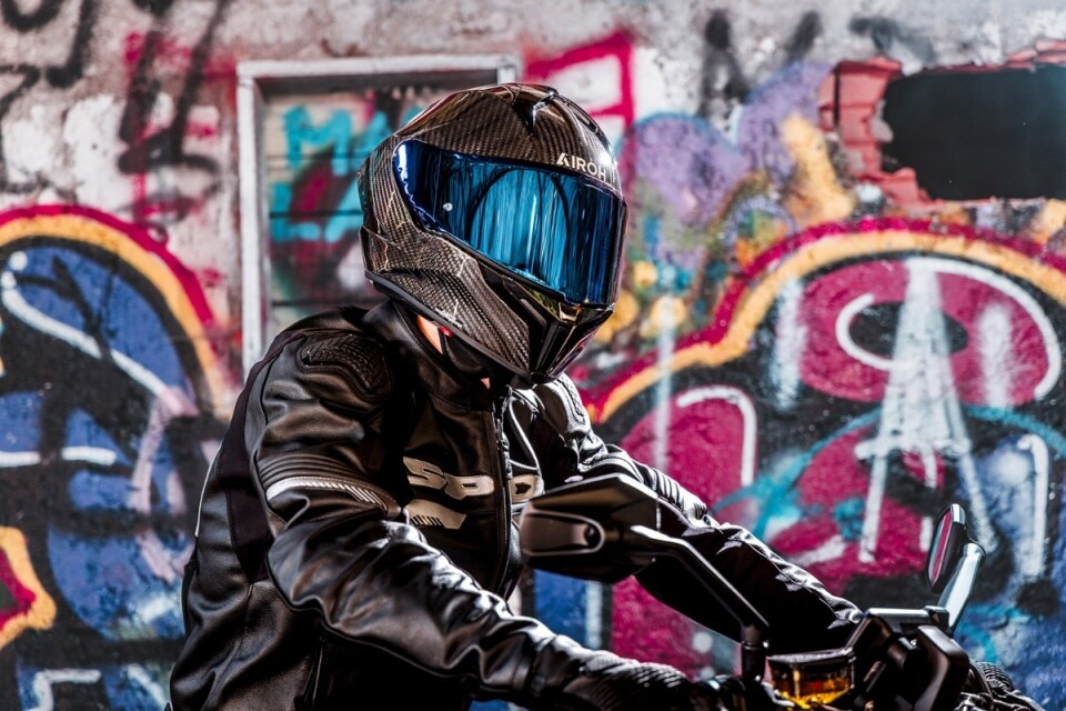 AIROH a EICMA 2025 con le anteprime mondiali Aviator Factory e Aviator 3 EVO