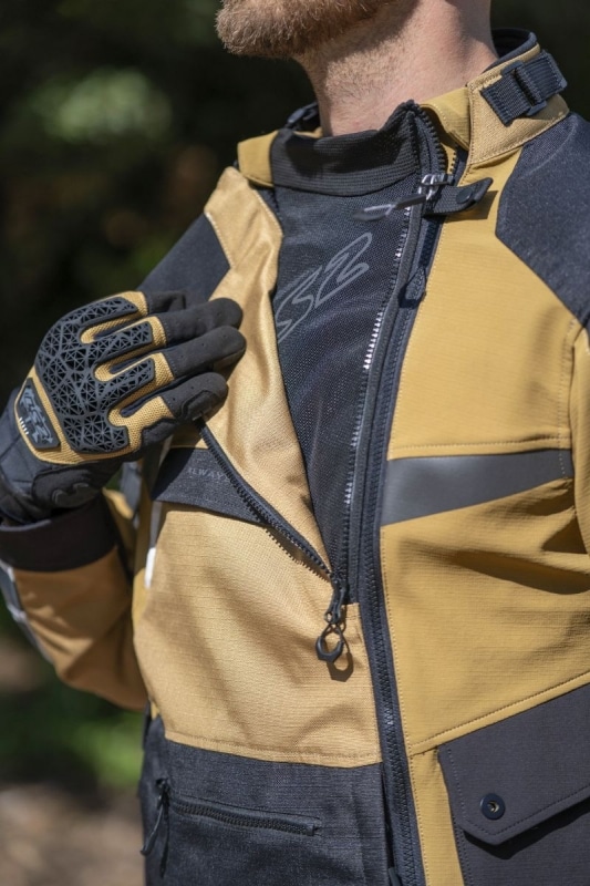 LS2 amplia la collezione Adventure con il completo X-Master