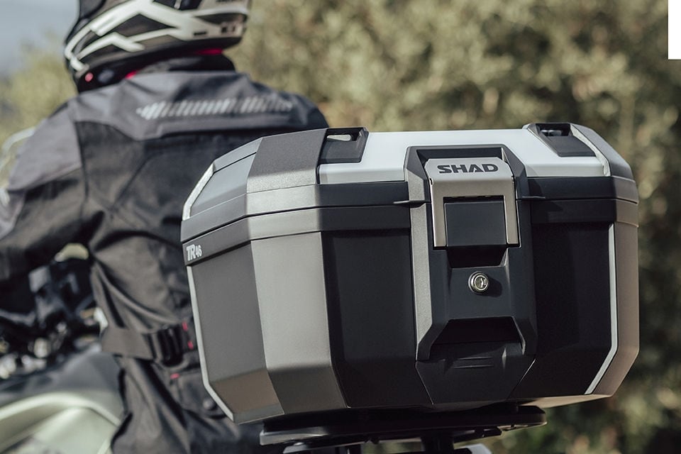 Nuovo bauletto SHAD TR46: design adventure, massima capienza