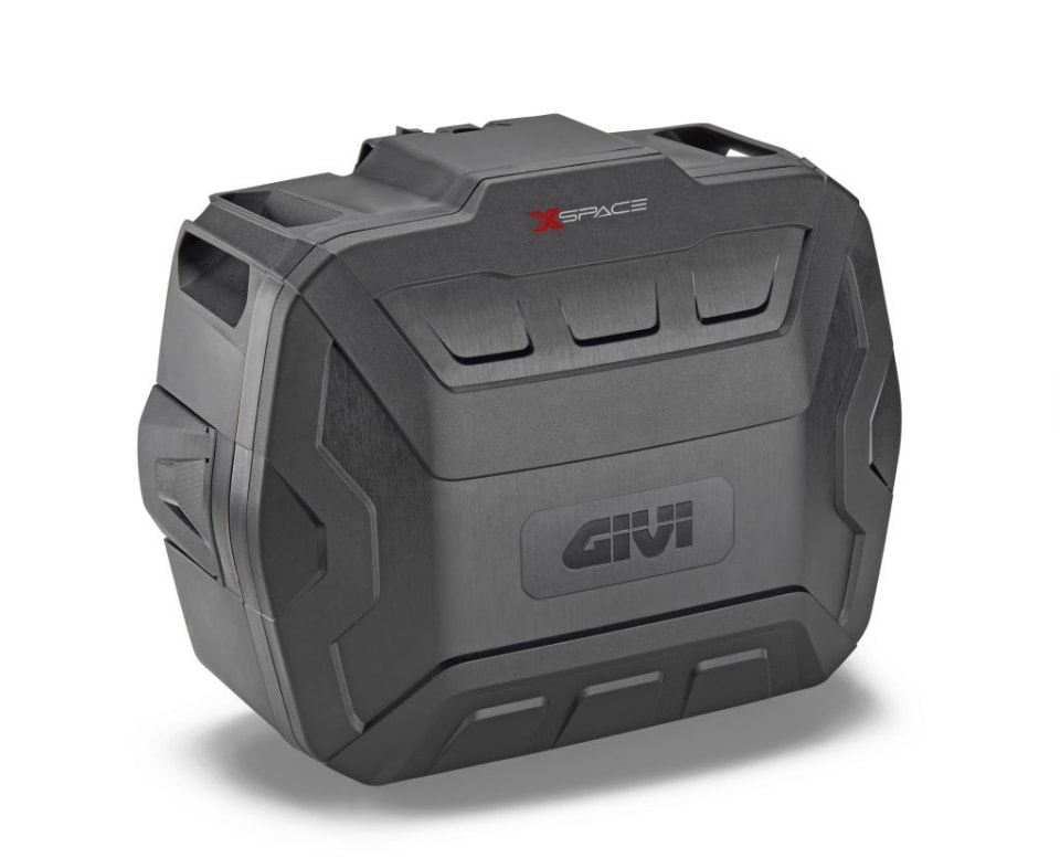 GIVI XSpace cambia il concetto di valigia moto: da 27 a 36 litri in pochi secondi