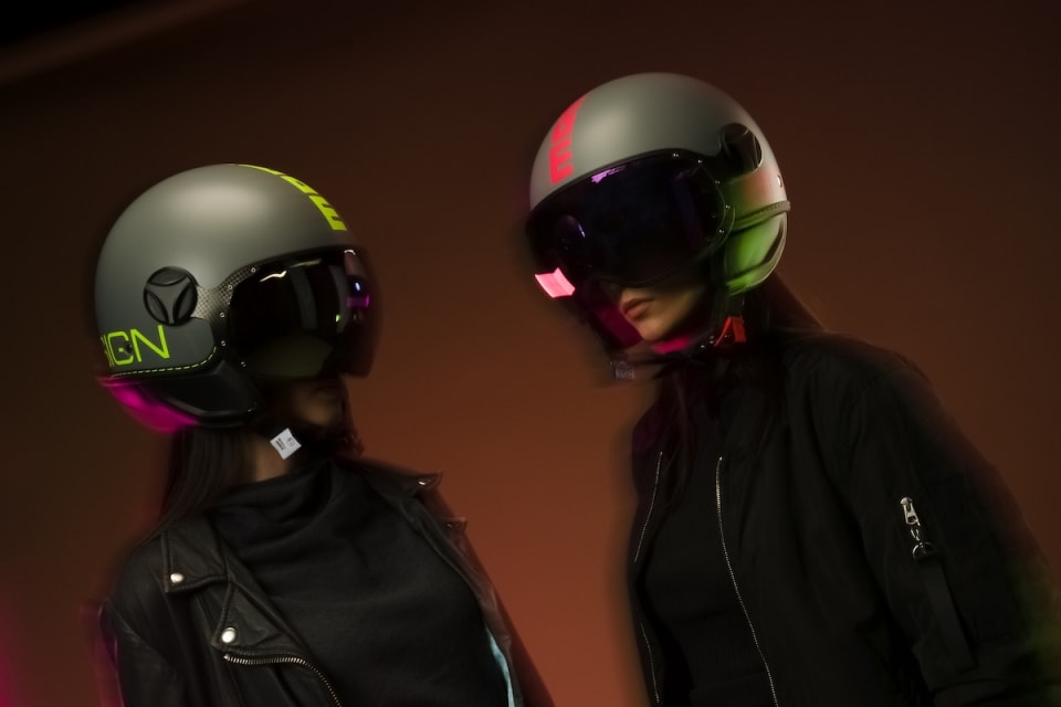 Momodesign accende la città: debuttano i nuovi colori del casco FGTR