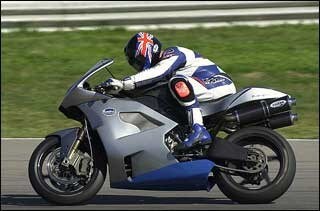 Slitta la consegna della Mondial Piega