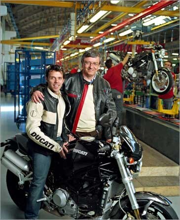 A Capirossi il 1° Monster S4R