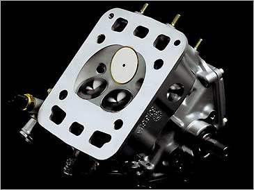 Motore a tre valvole per la Ducati