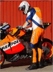 Abbiamo provato la RC211V di Rossi!