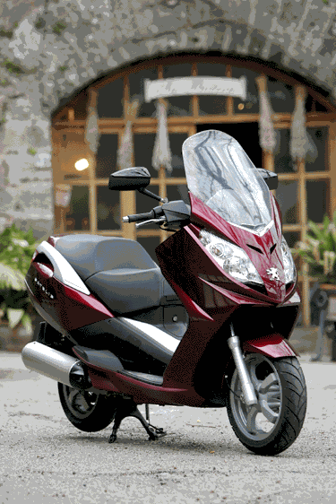 Anteprima: Peugeot Satelis 125