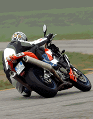 Aprilia Tuono 1000 R: provate a prendermi!