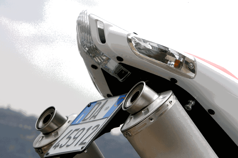 Aprilia Tuono 1000R: la VIDEOPROVA!