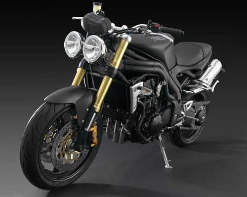 La Speed Triple è tutta nera
