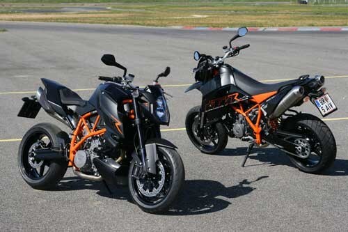 KTM 950 Supermoto R e Super Duke R