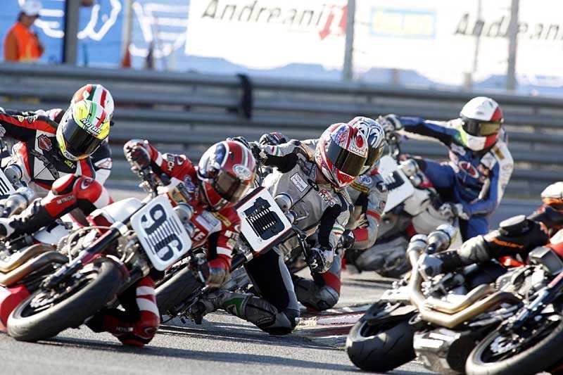 Harley "Legend on Tour": appuntamento al 2009