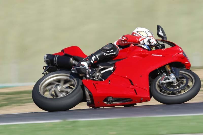 In sella alla Ducati 1198 S