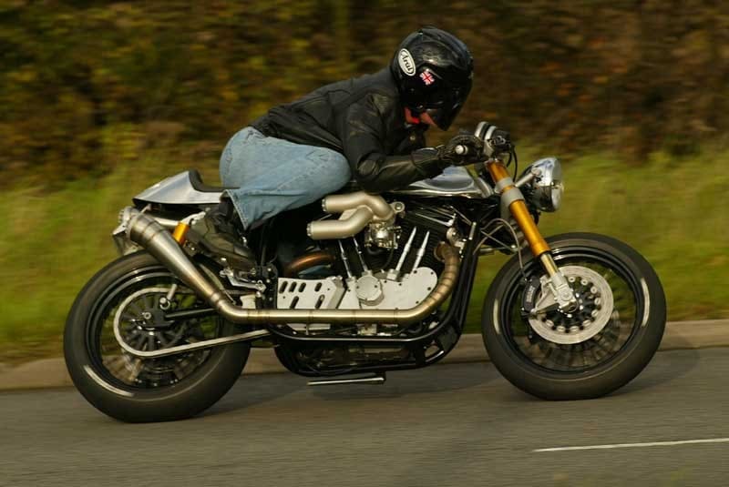 Ace Café Racer. Più grinta non si può!