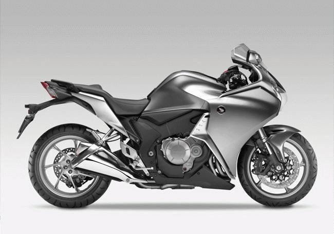 Honda VFR1200: comunicato il prezzo