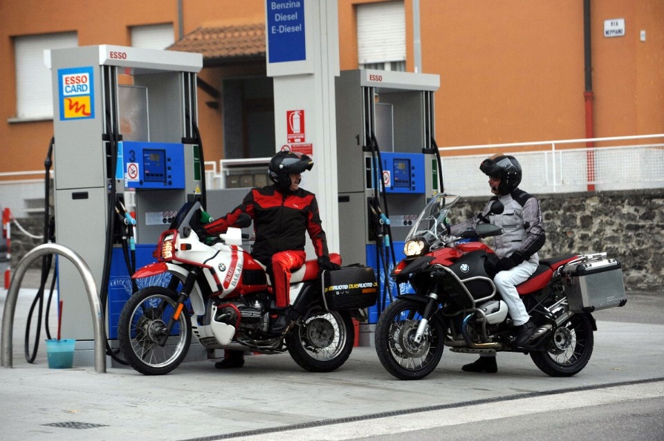 BMW R1200GS Adventure vs R100 Parigi Dakar