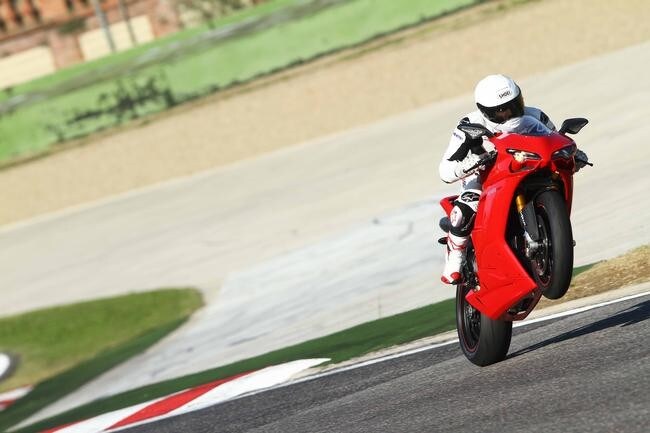 Ducati 1198SP: passo avanti