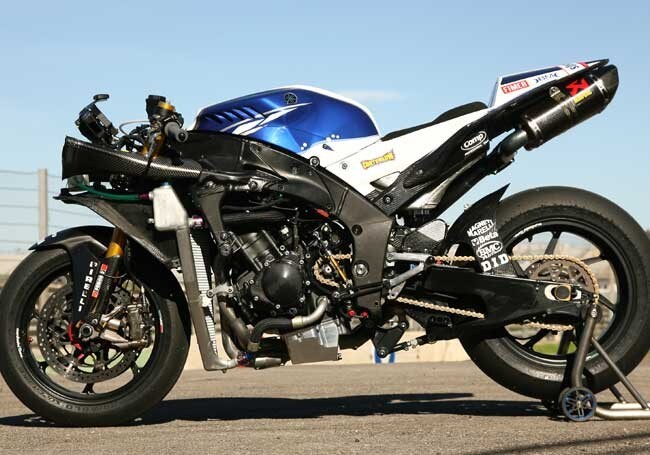 Yamaha SBK 2010: la coppia scoppia!