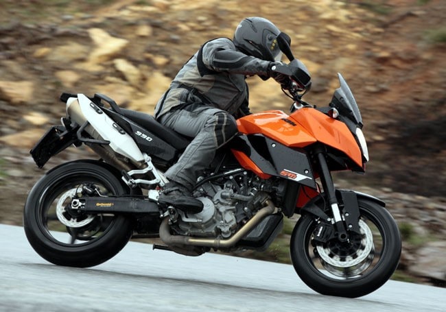 KTM SMT 990 ABS: novità nascoste