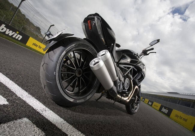 Pirelli Diablo Rosso II