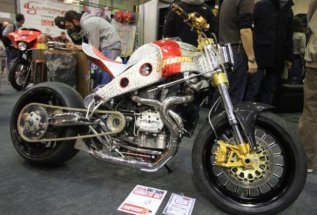 Verona Gallery: le naked