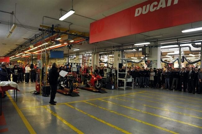 Ducati: inizia la produzione della Panigale