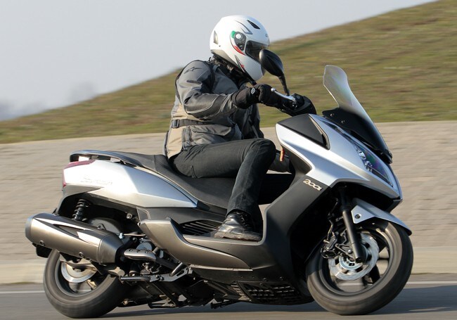 Kymco Downtown 200i, il midi ambizioso