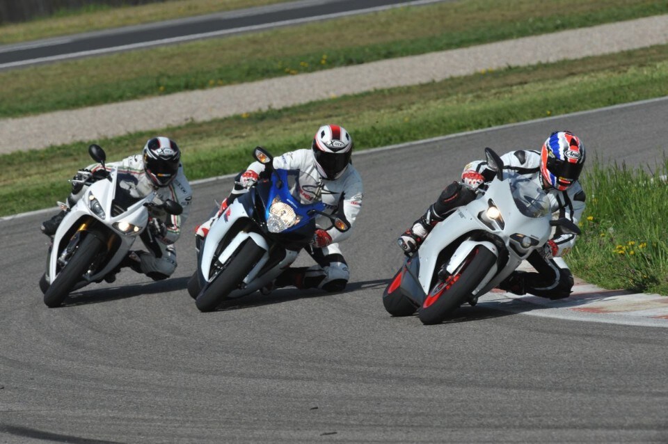 Ducati 848 - Suzuki GSX-R750 - Triumph Daytona 675