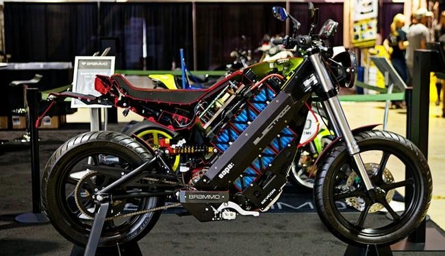 Debutta la Brammo Empulse