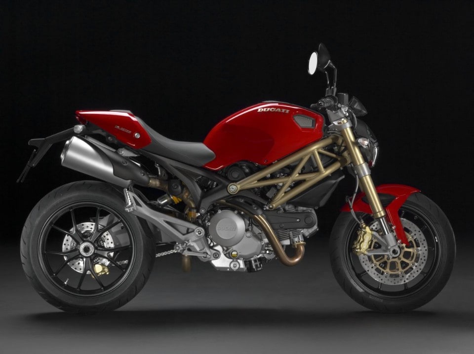 Ducati celebra il Monster e colora la gamma