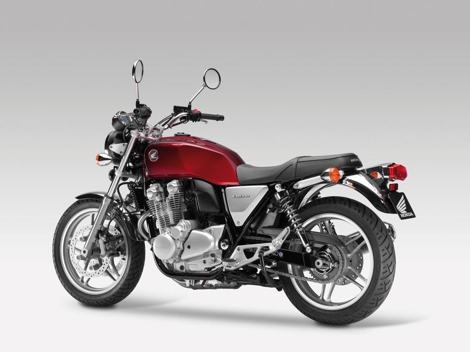 Honda CB 1100, fascino del vintage