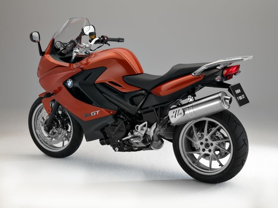 BMW F 800 GT: un passo avanti